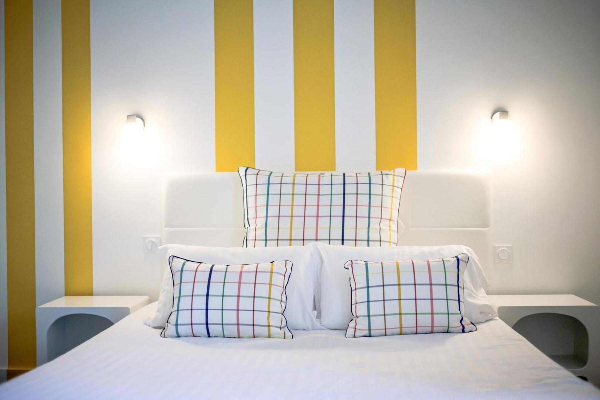 לה לבאנדו Hotel Espadon Bleu מראה חיצוני תמונה