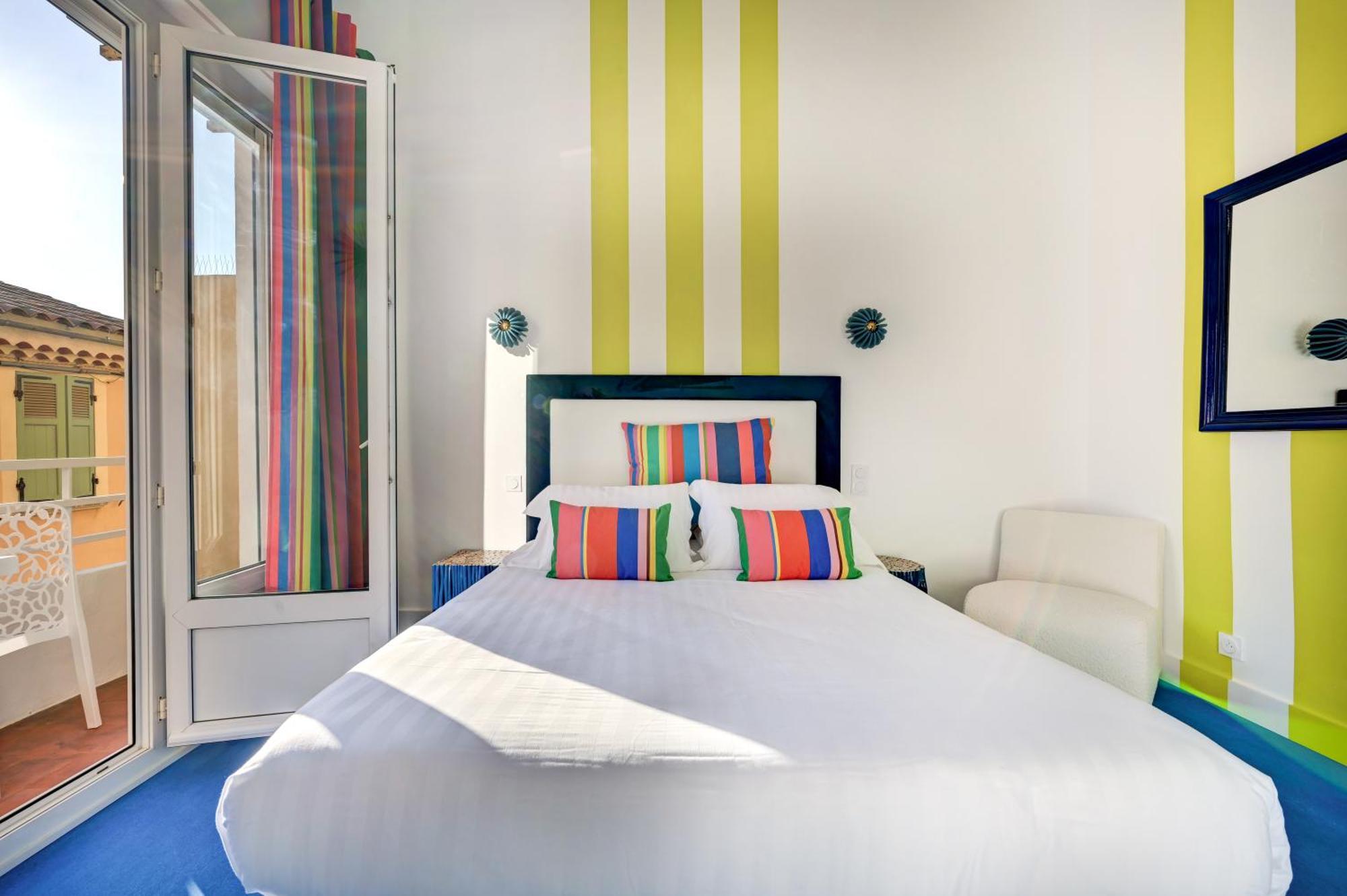 לה לבאנדו Hotel Espadon Bleu מראה חיצוני תמונה